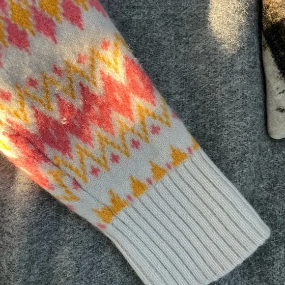 J. Crew 100% cashmere sweater - small - Picture 4 of 6